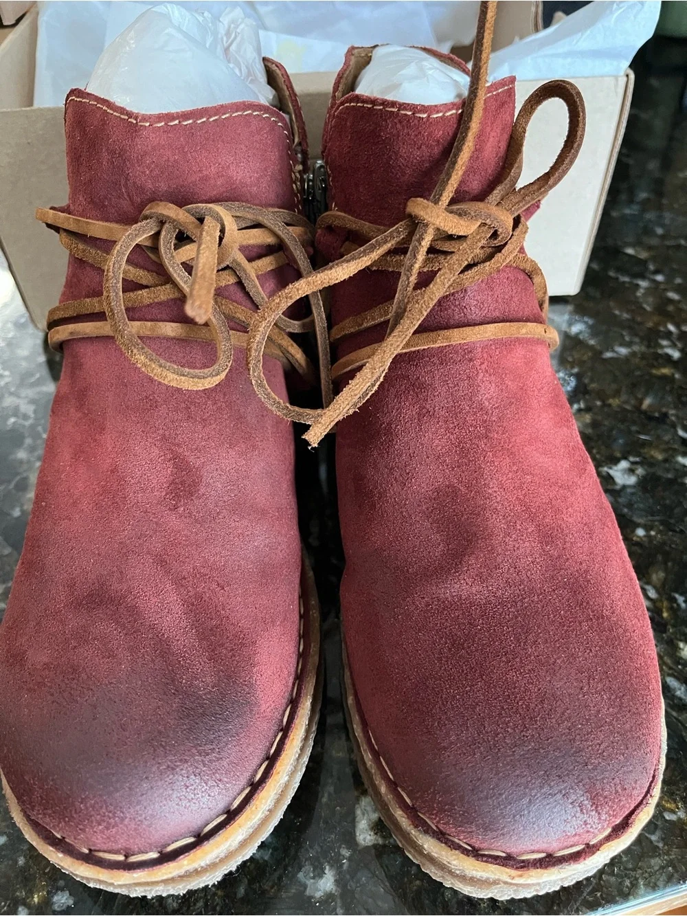 Women’s Born Calyn boots sz 8 nib